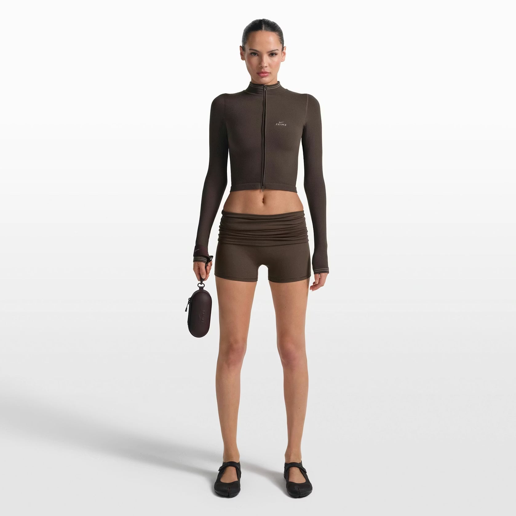NikeSKIMS Ribbed Seamless Women's Cropped Full-Zip Jacket Phoenix Truffle