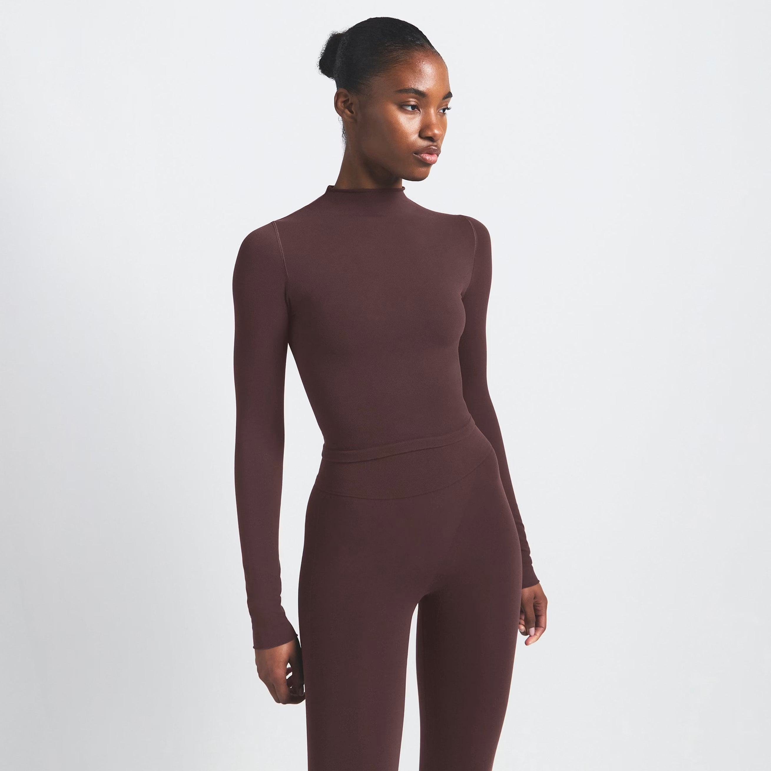 NikeSKIMS Vintage Seamless Women's Mock-Neck Crop Top Currant