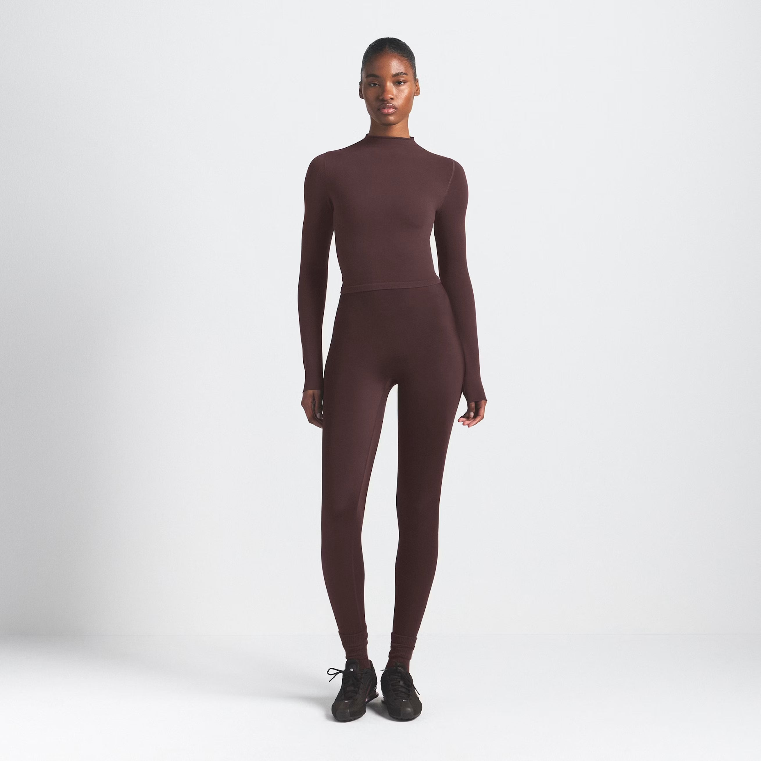 NikeSKIMS Vintage Seamless Women's Mock-Neck Crop Top Currant