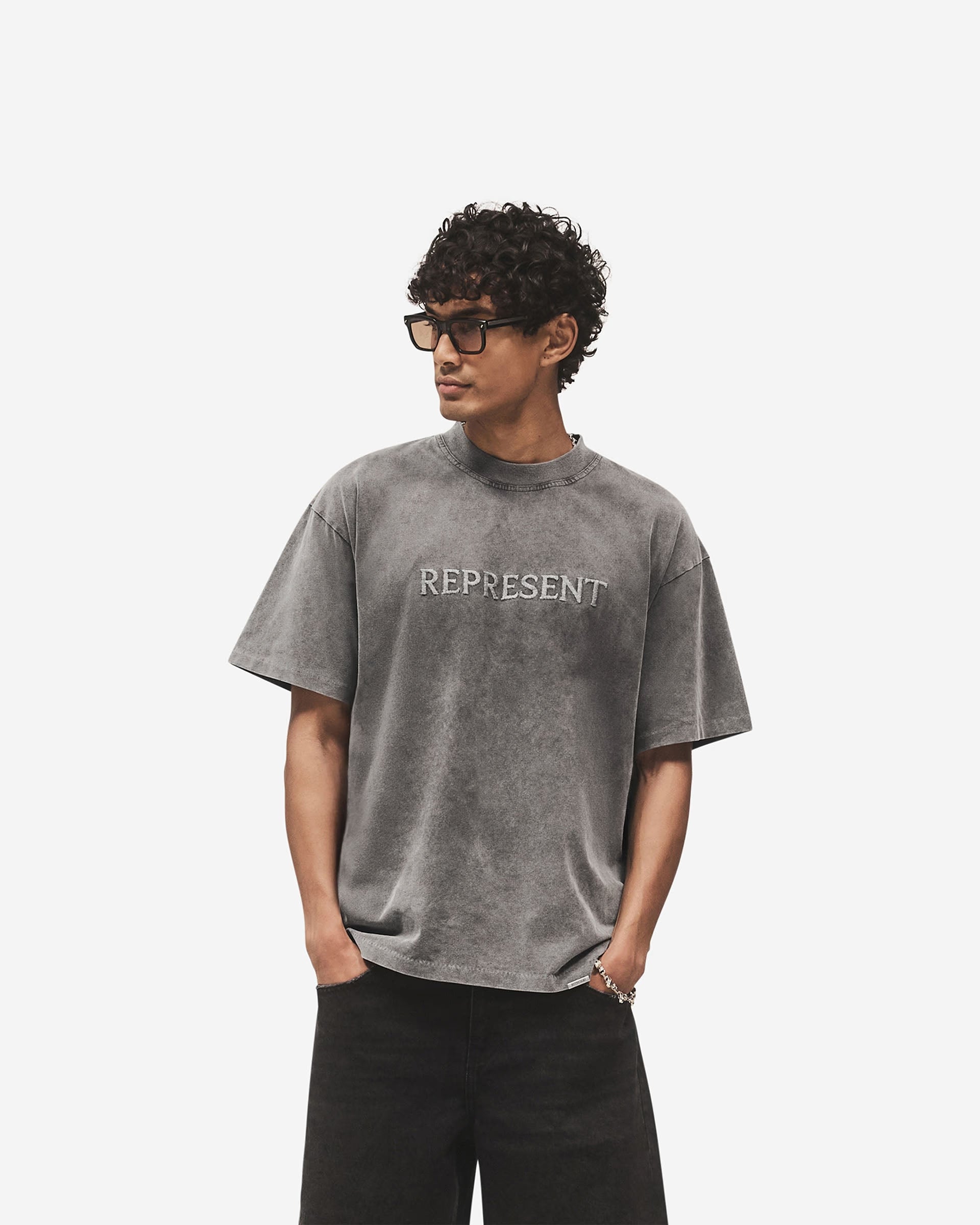 Represent Embroidered Serif Logo T-Shirt Vintage Grey