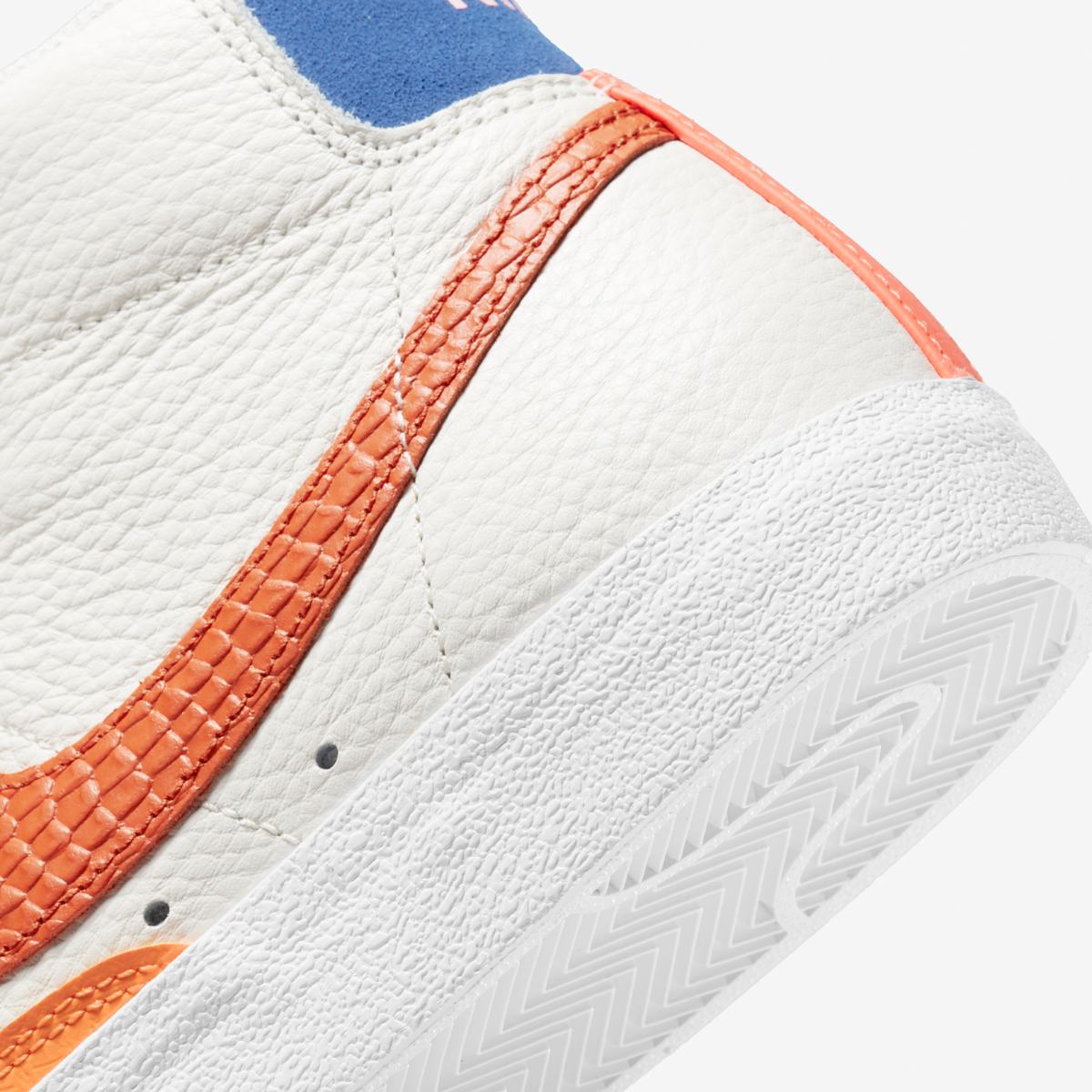 Nike Blazer Mid '77 Campfire Orange W