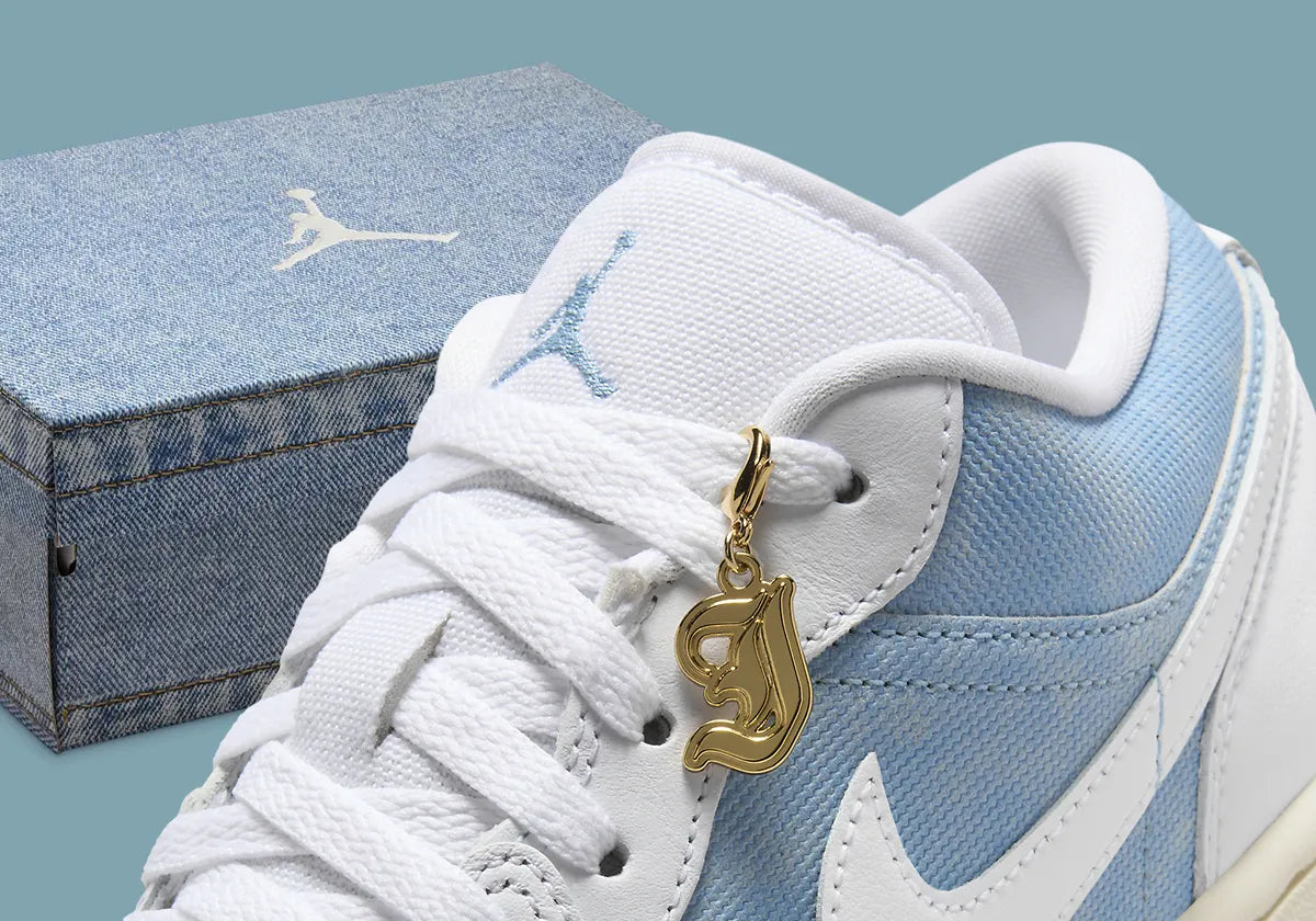 Air Jordan 1 Low SE Denim Worn Blue