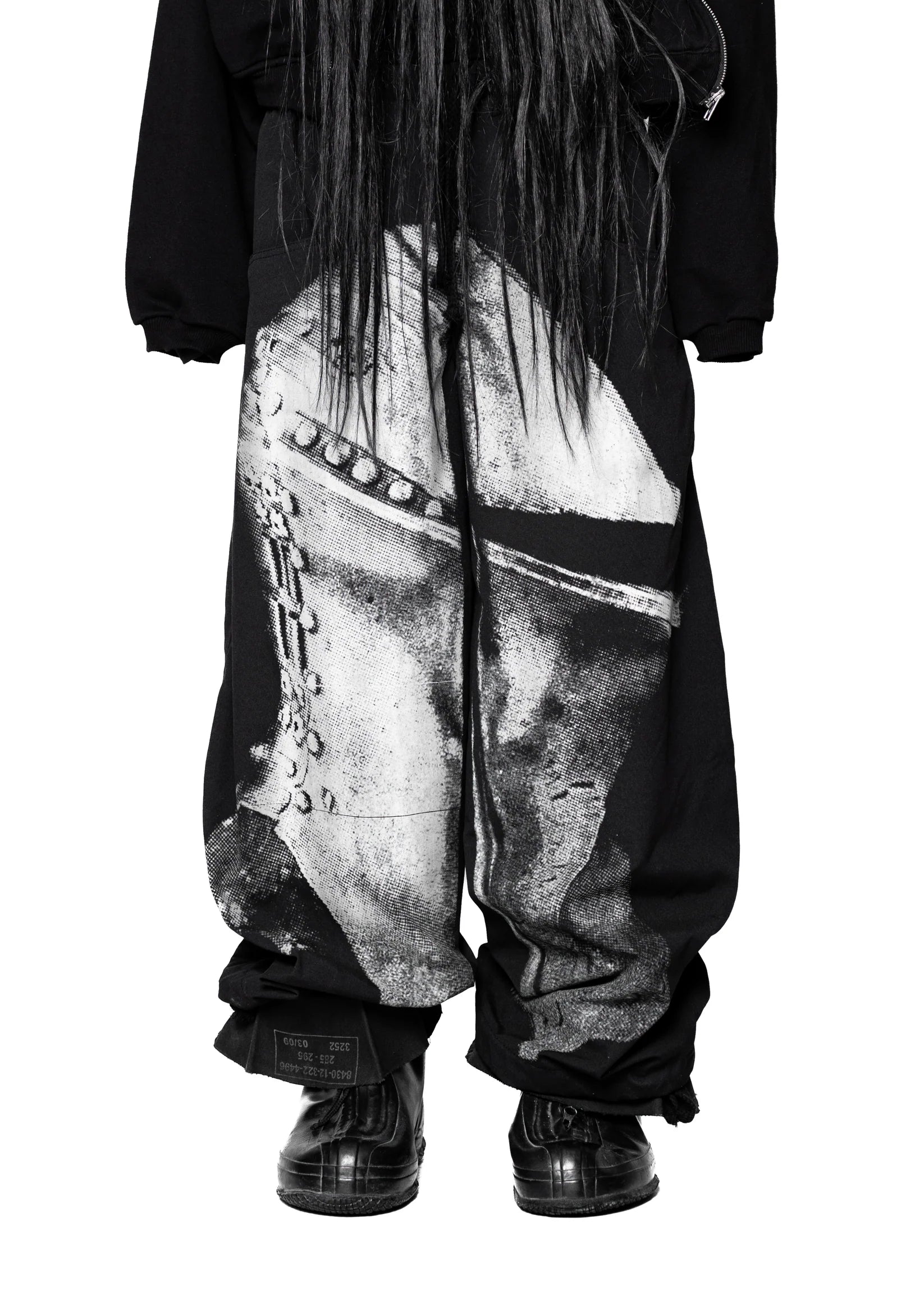 PLA4 KNIGHT PANTS