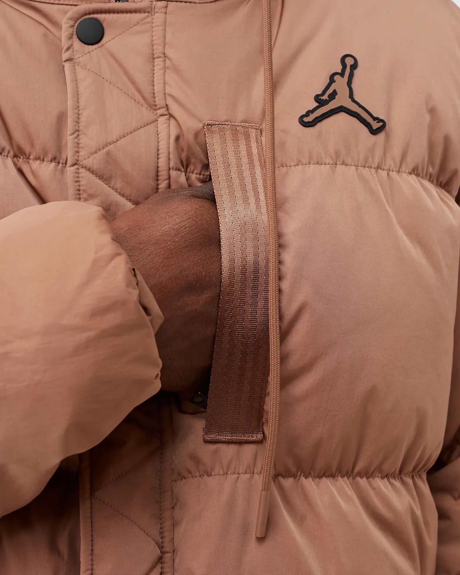 Air Jordan Essentials Statement Down Parka