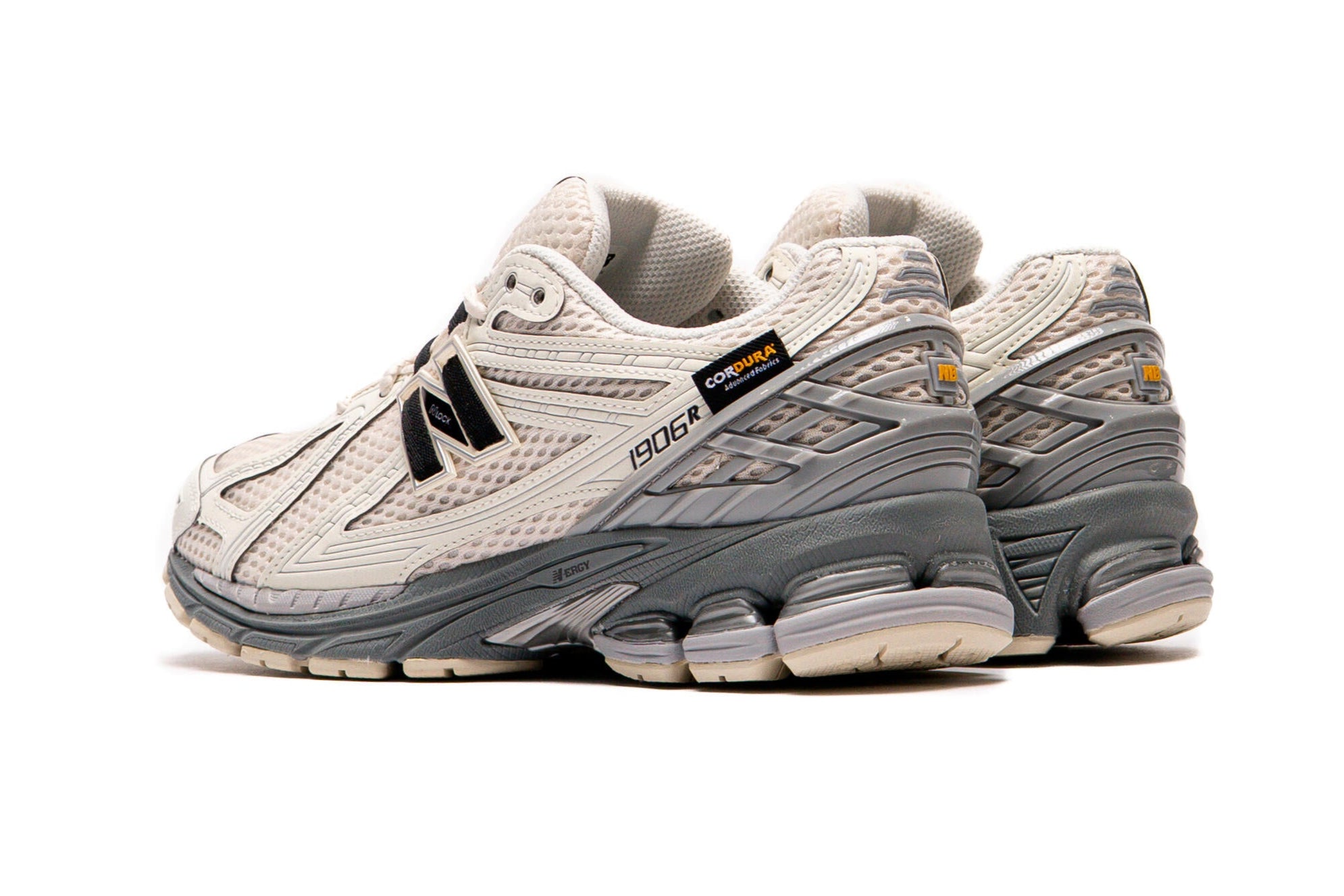 New Balance 1906R Cordura Tan Black