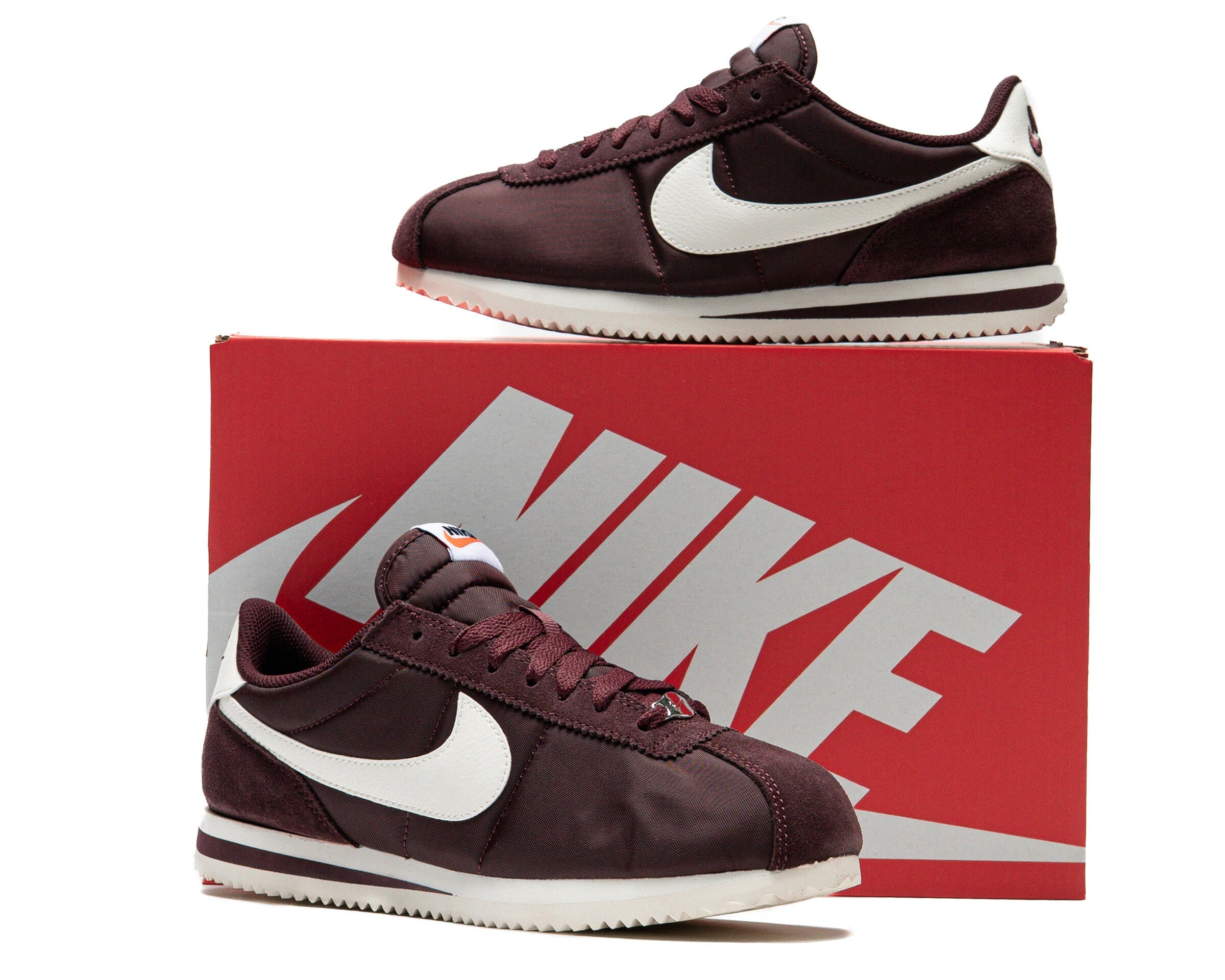 Nike Wmns Cortez Textile Shoes 'Burgundy Crush/Sail'