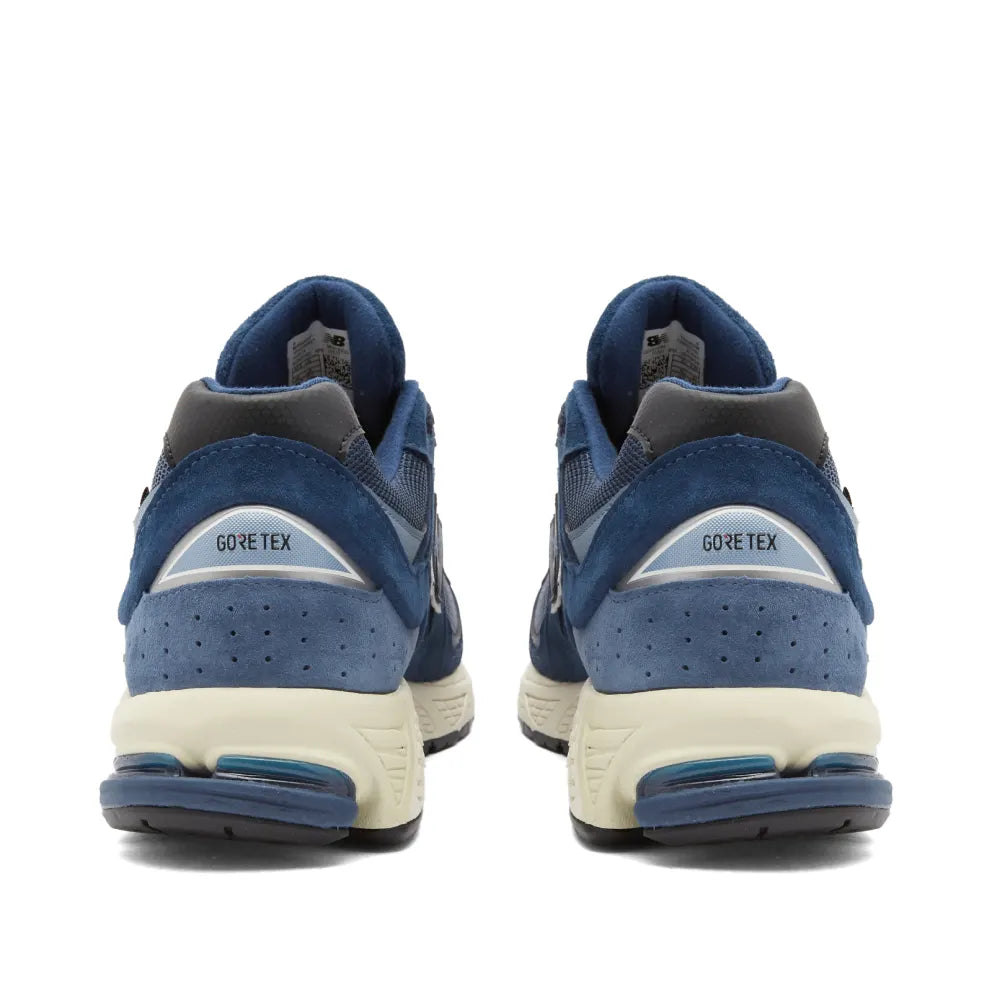 New Balance 2002R Gore-Tex Navy Arctic Grey