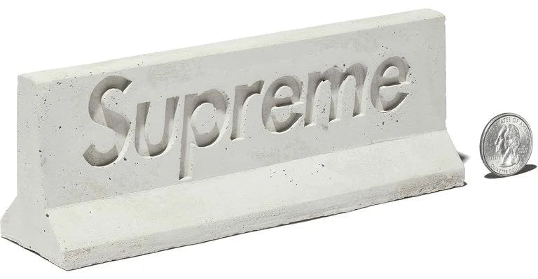 Supreme Mini Materials 1:12 Scale Jersey Barrier Grey
