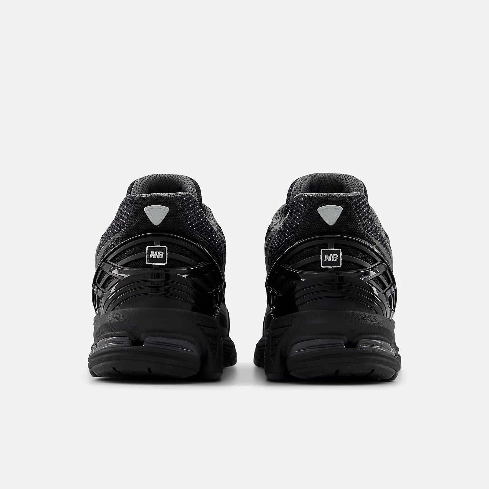 New Balance 1906 W Black Cement